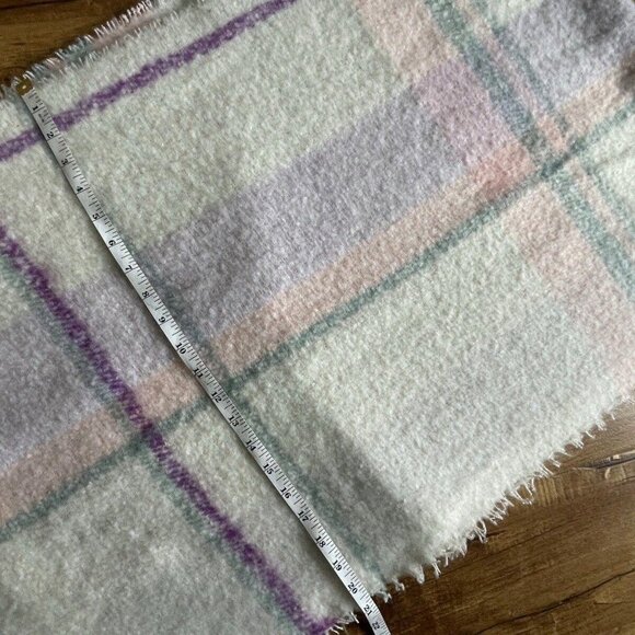 Steve Madden Women’s Textured Scarf Grey, 78” X 21”, Brand New. - Picture 5 of 5